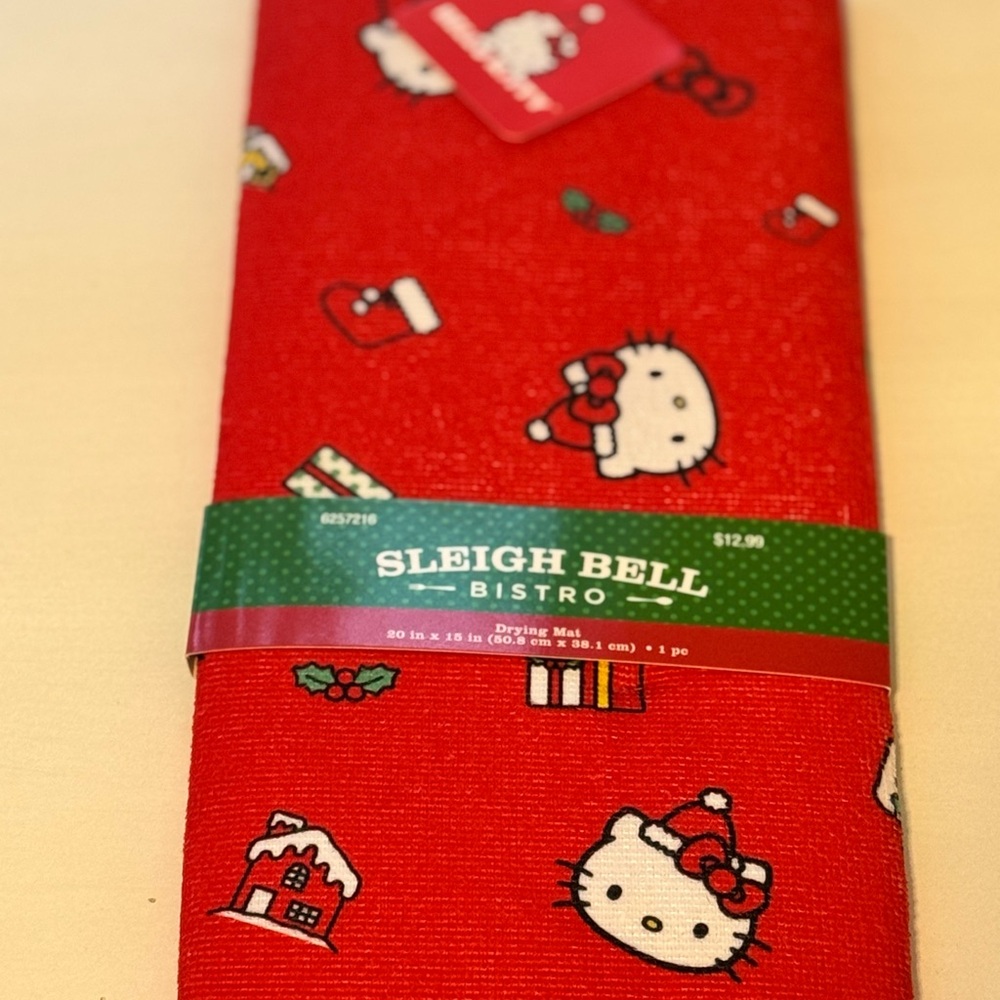Hello Kitty Christmas drying mat!